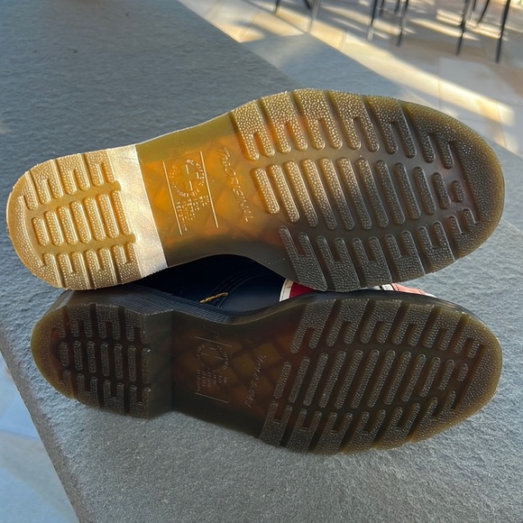 Doc Martens Union Jack, UK 6.5 - Picture 2 of 7